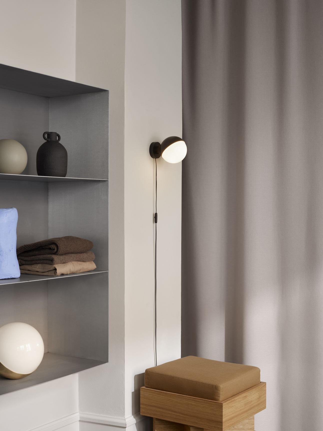 VL Studio Wall lamp Louis Poulsen